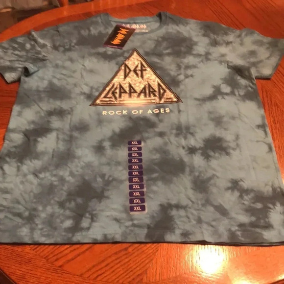 Def Leppard Rock of Ages Band Tee Shirt - Picture 4 of 6